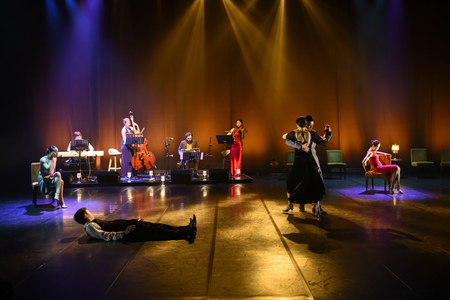 格桑製作 Neural Tango 2026 全景舞台 探戈舞者與現場四重奏樂團演出